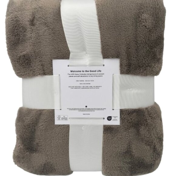 NWT UGG Novah Throw Blanket Light FAWN 50" X 70" - Picture 2 of 7